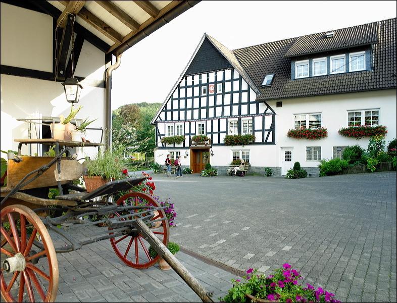 Hotel Klaukenhof Lennestadt Esterno foto