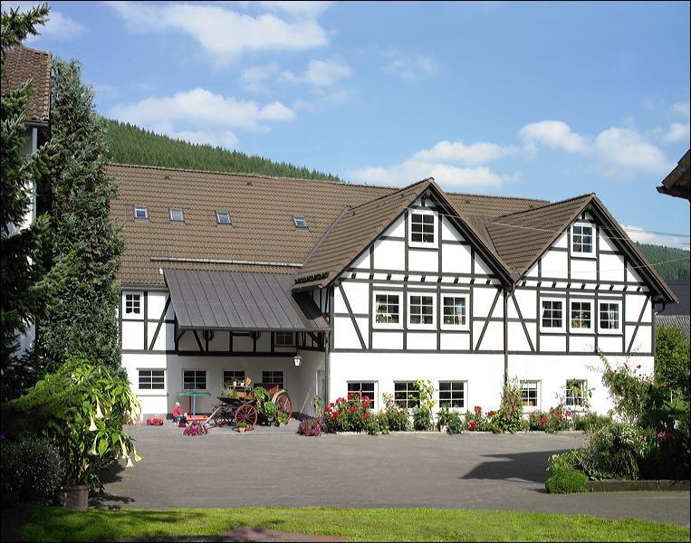 Hotel Klaukenhof Lennestadt Esterno foto